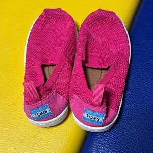 TOMS pink Baby Slip-On Shoes size 8